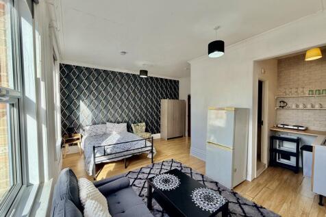 Flat in BH1 1JH