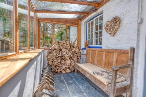 Main house Boot Room