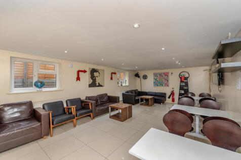 30 Chatsworth Road, Kilburn, London, NW2 4BS