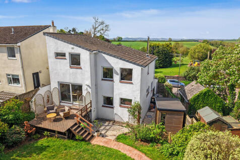 12 Tiverton Road