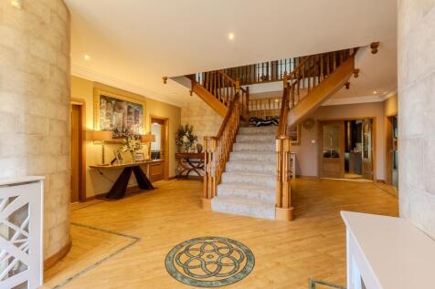 7 bed, 6 bath Detached Villa in Glasgow - Photo 32