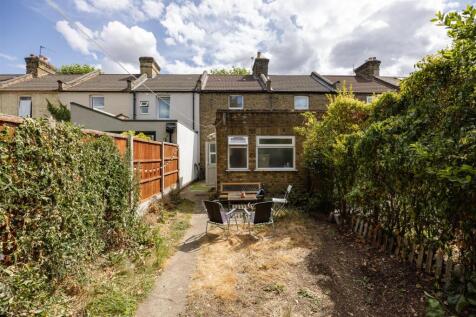 Huddlestone Road, E7