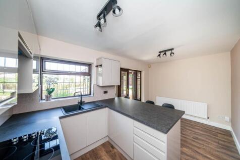 Webbs Estate Agents-3.jpg