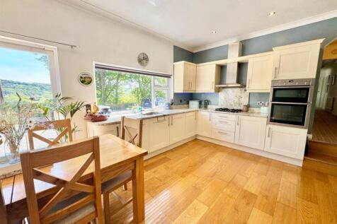 PHOTO-2025-05-11-19-47-19 (23).jpg