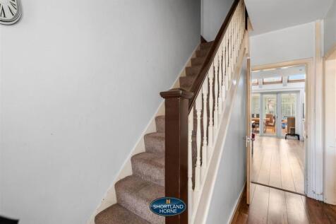 45 Arnold Ave (32 of 33).jpg