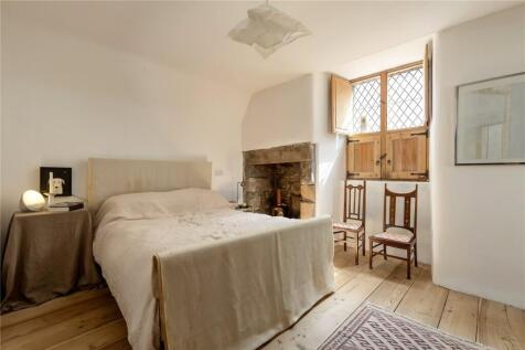 10 bed, 6 bath Detached in Edinburgh - Photo 25