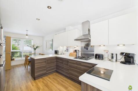 Kitchen Diner Family Room James Hillier EweMove Be