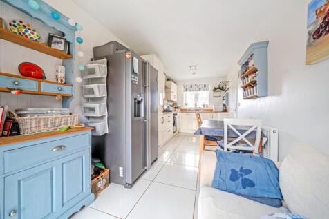 1296166-8-682ca93d6bf3c-ARW