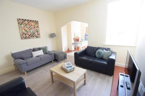 5 Bedroom Terraced in LN1 1LY