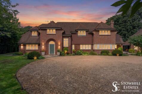 Front of house at twilight