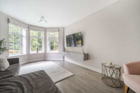 1374897-9-690b588...