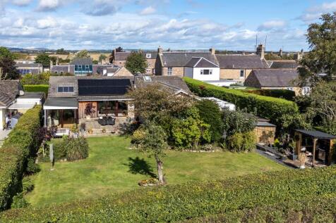 Cloich_The Green_Swinton-35.jpg