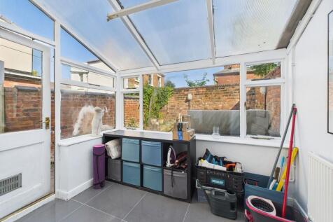 CAM02854G0-PR0403...