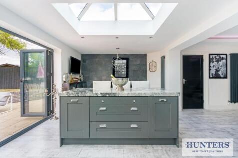 94395_White House Selby Road Camblesforth (15) - C