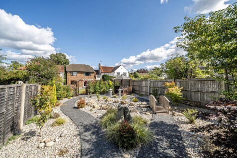 1346291-8-68baf2c...