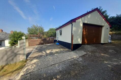 133 Lime Grove Garage.jpg