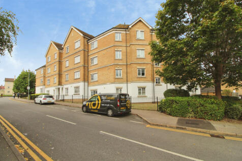 Two Bedroom 3rd Floor Flat To Let