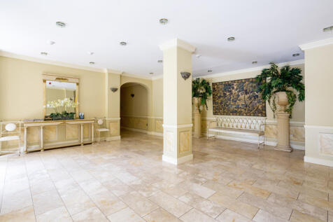 Communal Entrance Hall