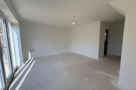 02 Living Room.jpeg