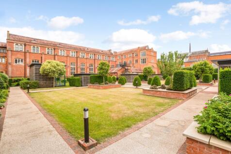 14 Abbey Gardens ...