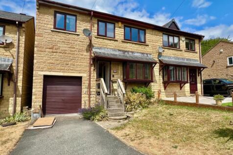 Bramleys Estate Agents - Caldercroft - Elland (1).