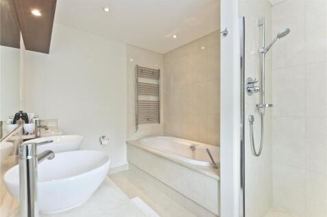 En Suite Bathroom