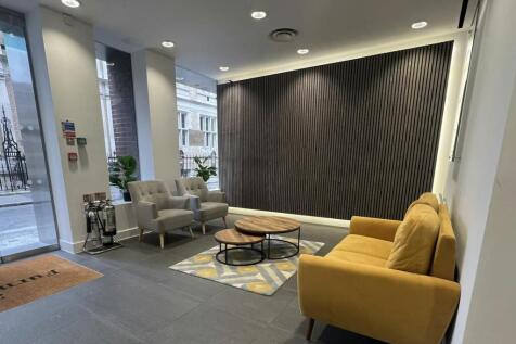 30-31 Furnival Modern Lobby With Seating And De
