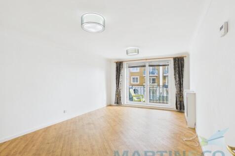 Living Room Pic 1