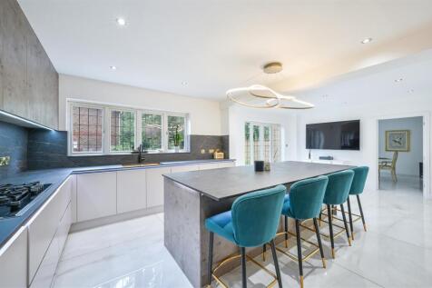 OAKWOOD AVENUE, 10- (13).jpg