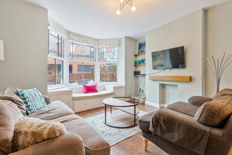5 Sitting Room
