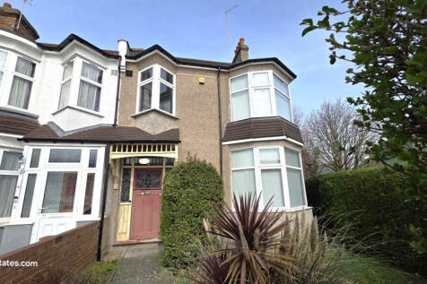 3 bed end terrace house for sale Woodhouse Road,