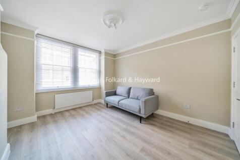 3 Bedroom Flat in SE1 8PX
