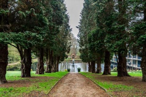 Surrounding Grounds