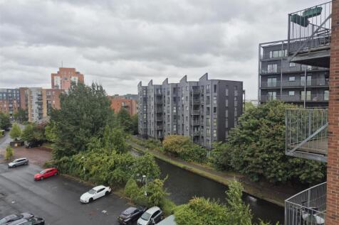 40 the drum balcony.jpg