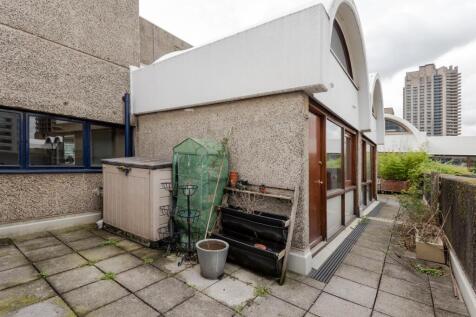 184 Andrewes House-26.jpg