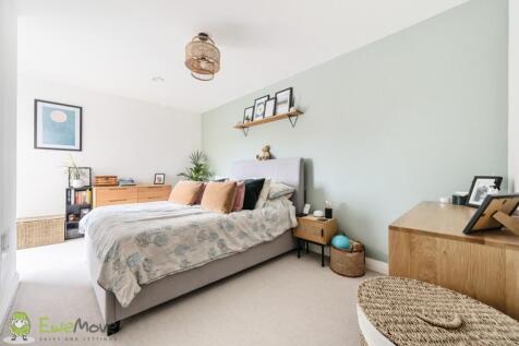 3d56d43d-8af3-4d53-9634-c5973230310a