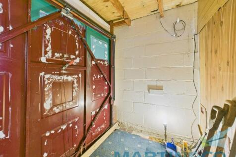 CAM01870G0-PR0157...