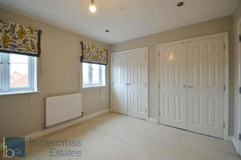 Build-In Wardrobes
