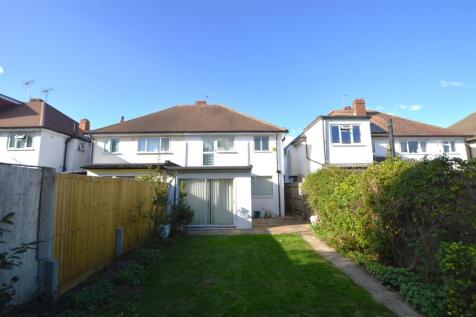 24 Ashley Drive rear view.JPG