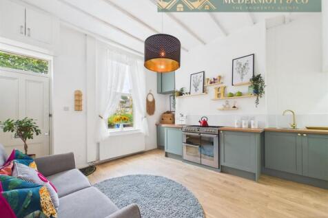 Open Plan Kitchen/Lounge