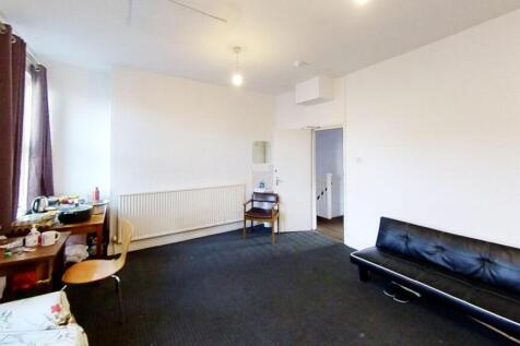 169a-London-Road-Bedroom.jpg
