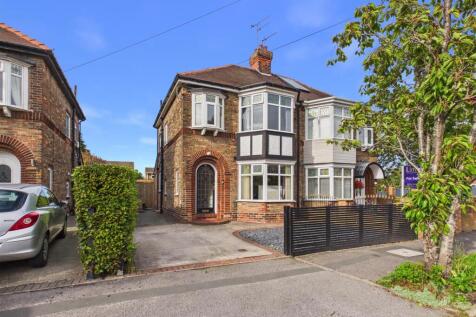 Ingleton Avenue - Main