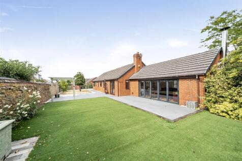 1 Magnolias, Applegarth