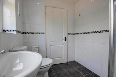 BATHROOM / W.C.