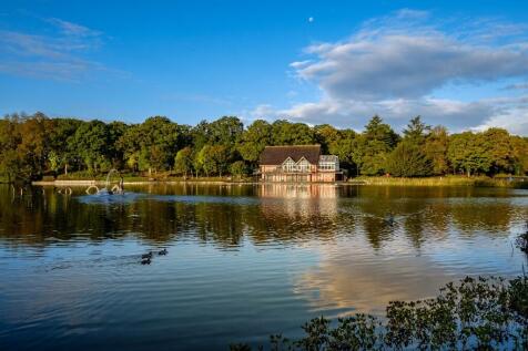 Llandrindod Lake