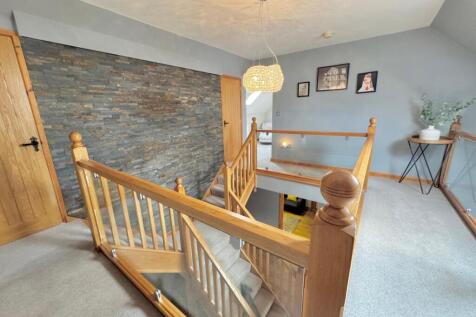 5f14a4ba-7400-4b4a-bc36-8dd750a38ec7