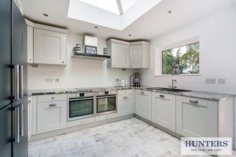94395_White House Selby Road Camblesforth (13) - C