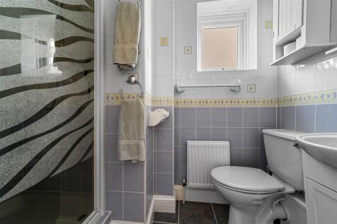 DOWNSTAIRS SHOWER ROOM