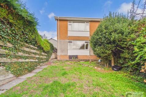 Rear Aspect/Enclosed Rear Garden