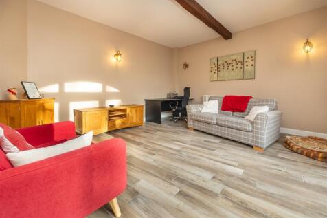 Upper Church St, Ashby